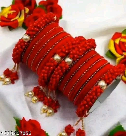 :Allure Glittering Bracelet & Bangles